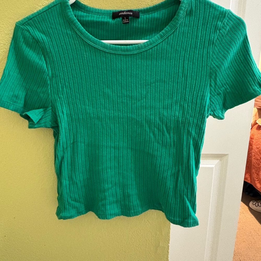 Women's Green Ribbed Top